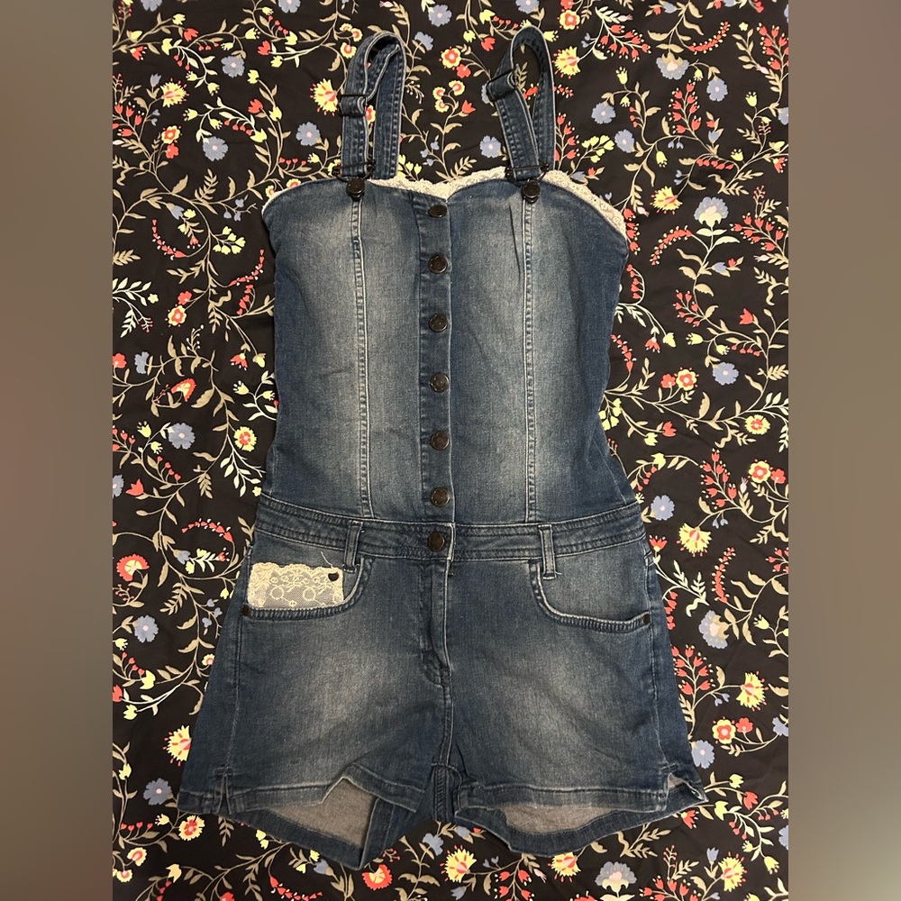 Denim Button-Front Romper with Lace Pocket Detail - Blue